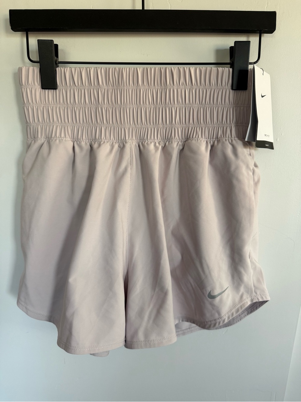 NWT Nike One Dri-FIT Ultra High-Waisted 3" Brief-Lined Shorts Size Small